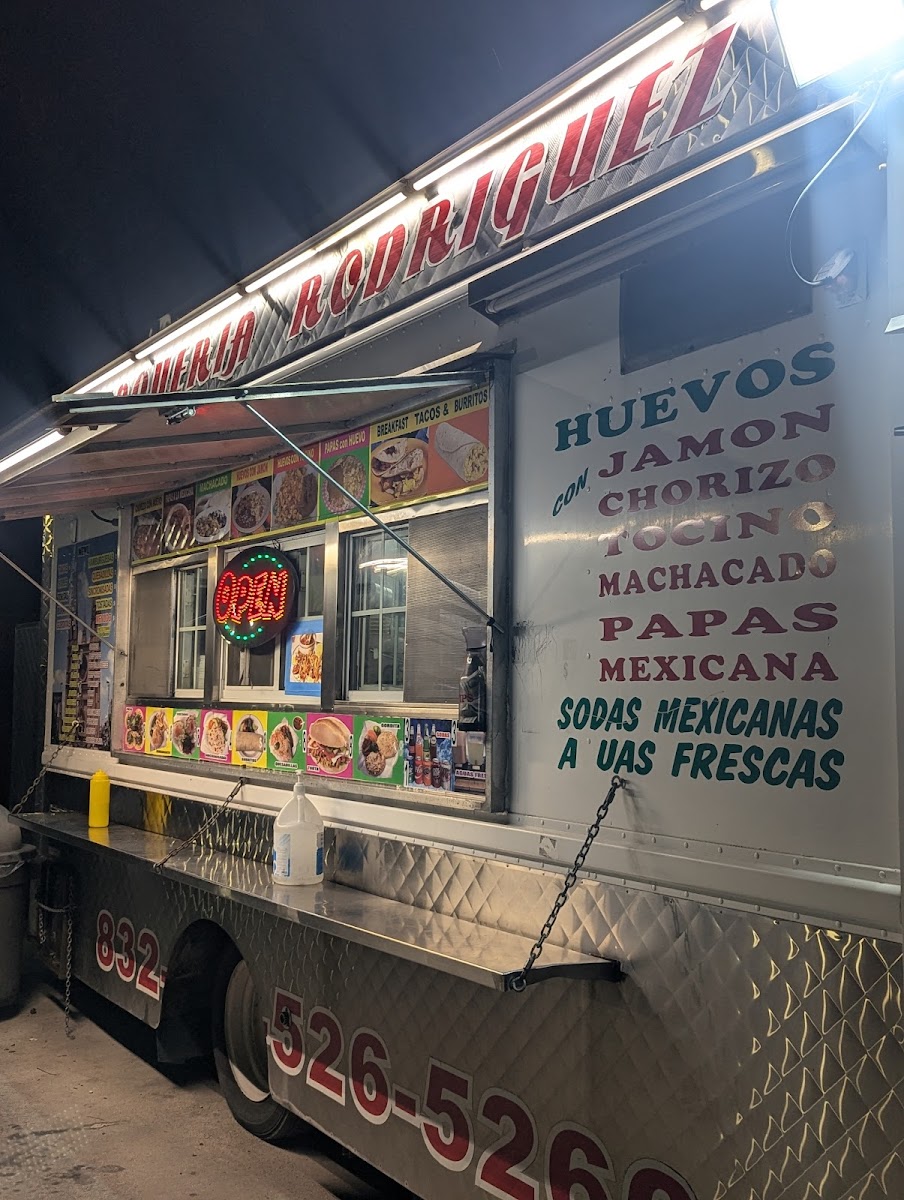 Taqueria Rodriguez (Food Truck) Photos 2